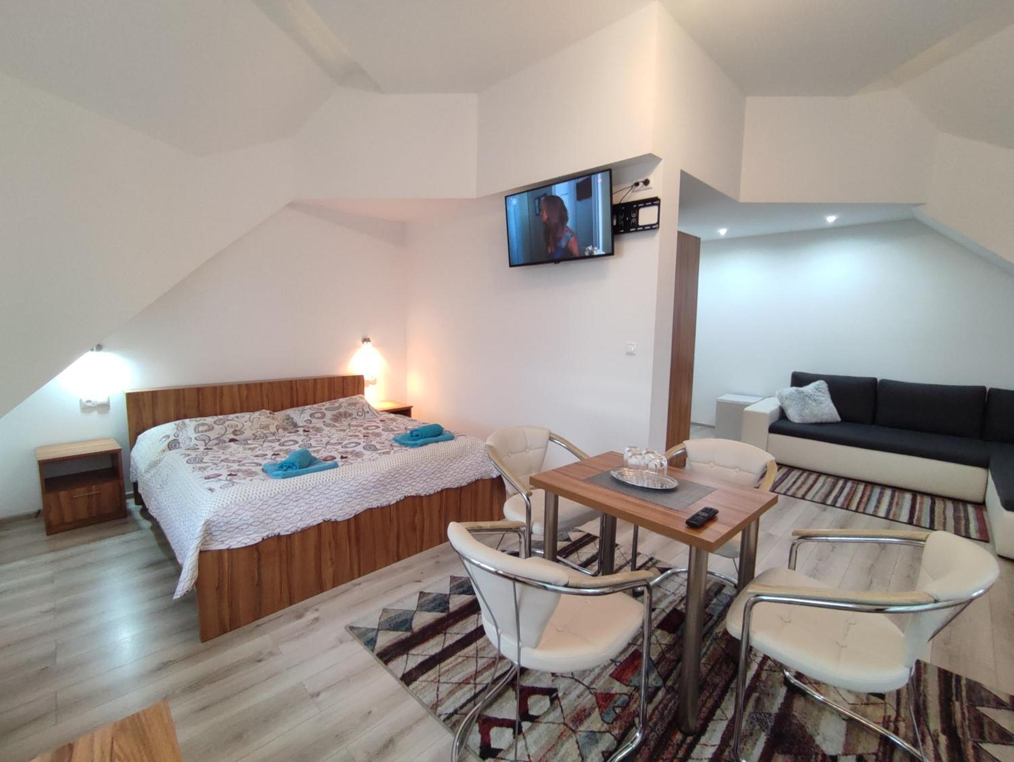 Hotel Vysehrad Turčianske Teplice Dış mekan fotoğraf